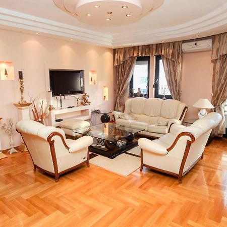 Ugodan I Luksuzan Apartman Banja Luka Exteriör bild
